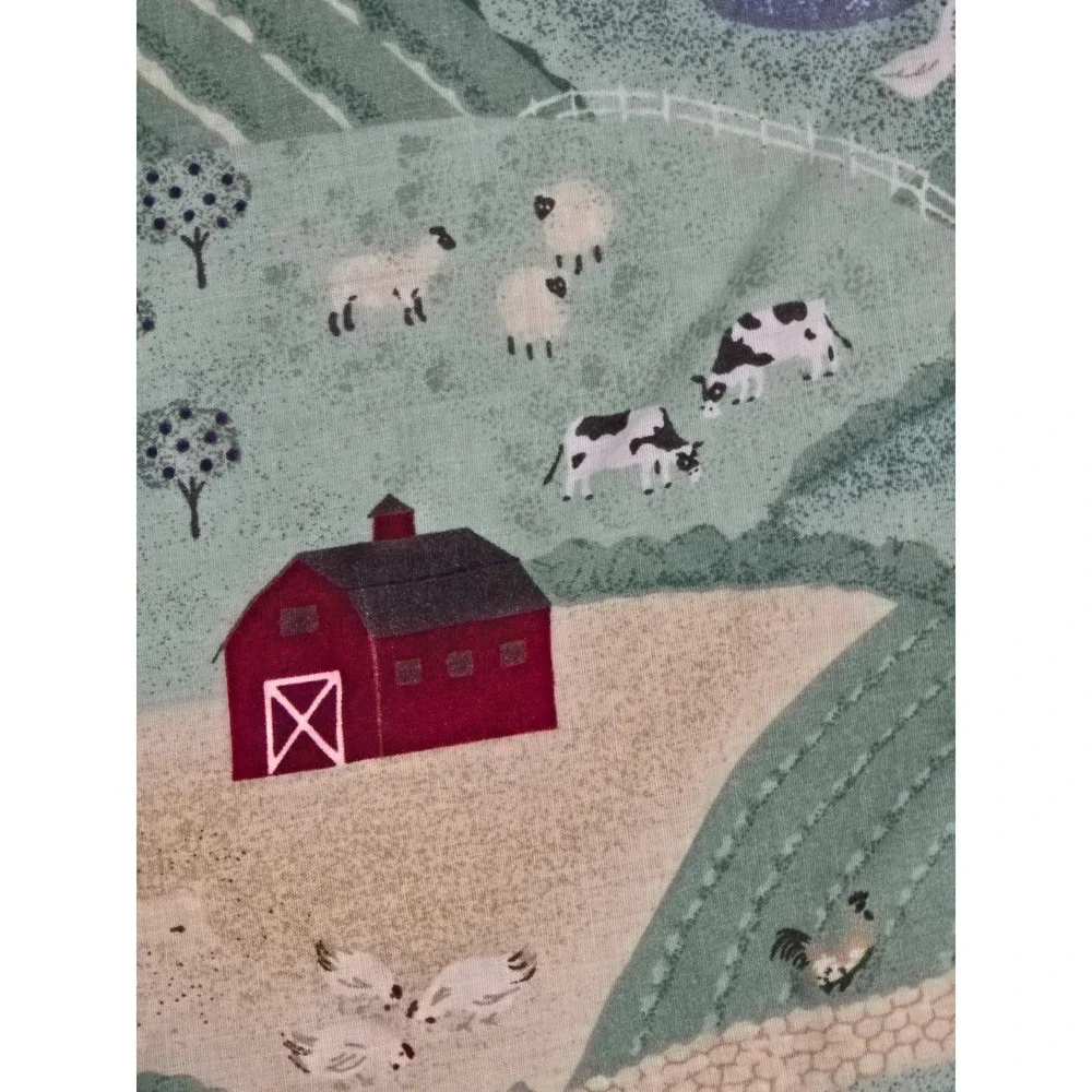 Round Accent Table Cloth 27 Inches Around, Cowboys, Farm Country Collectible (U)